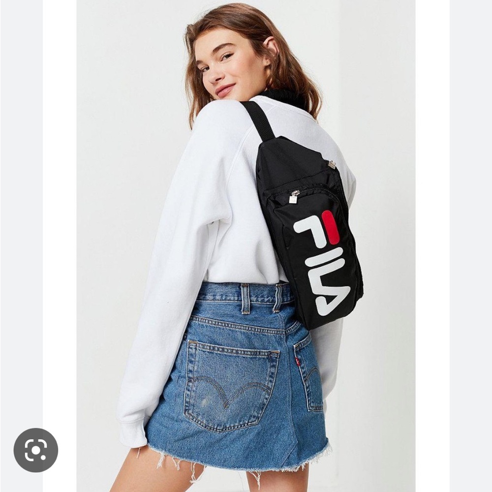 Fila Heritage Sling Bag - Picture 2 of 9